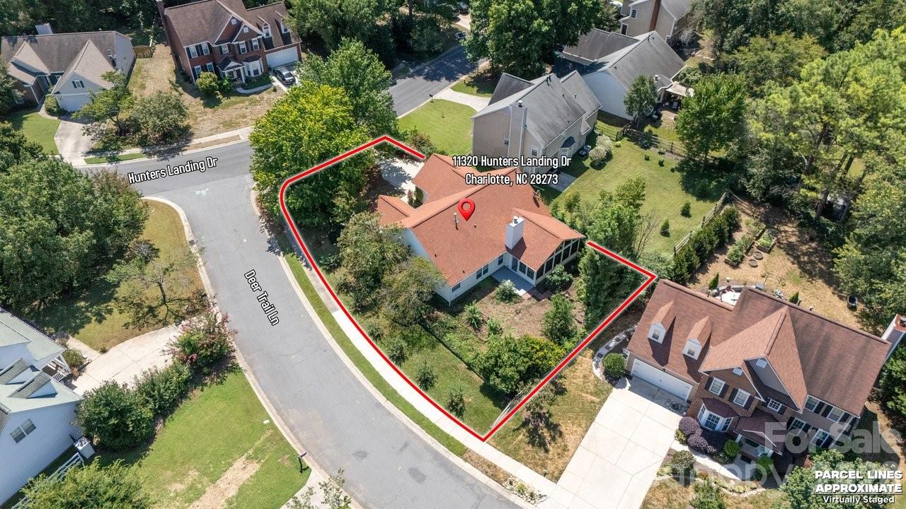 11320 Hunters Landing Drive — Charlotte