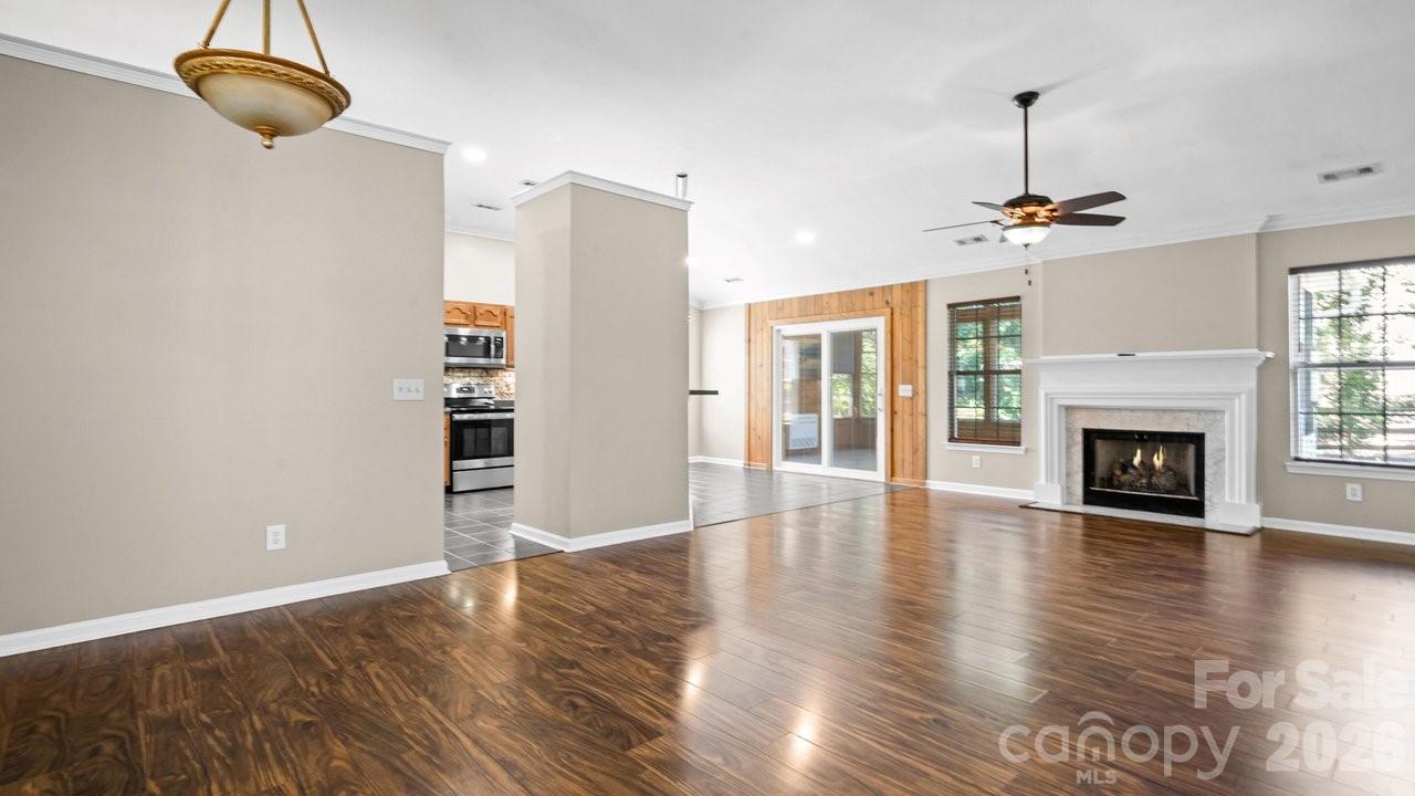 11320 Hunters Landing Drive — Charlotte