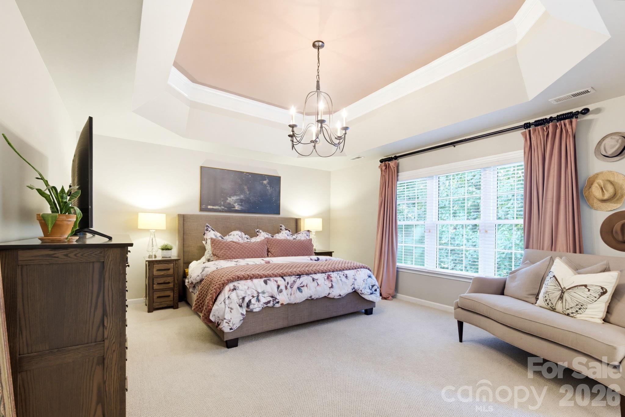 4220 Belle Meade Circle — Belmont