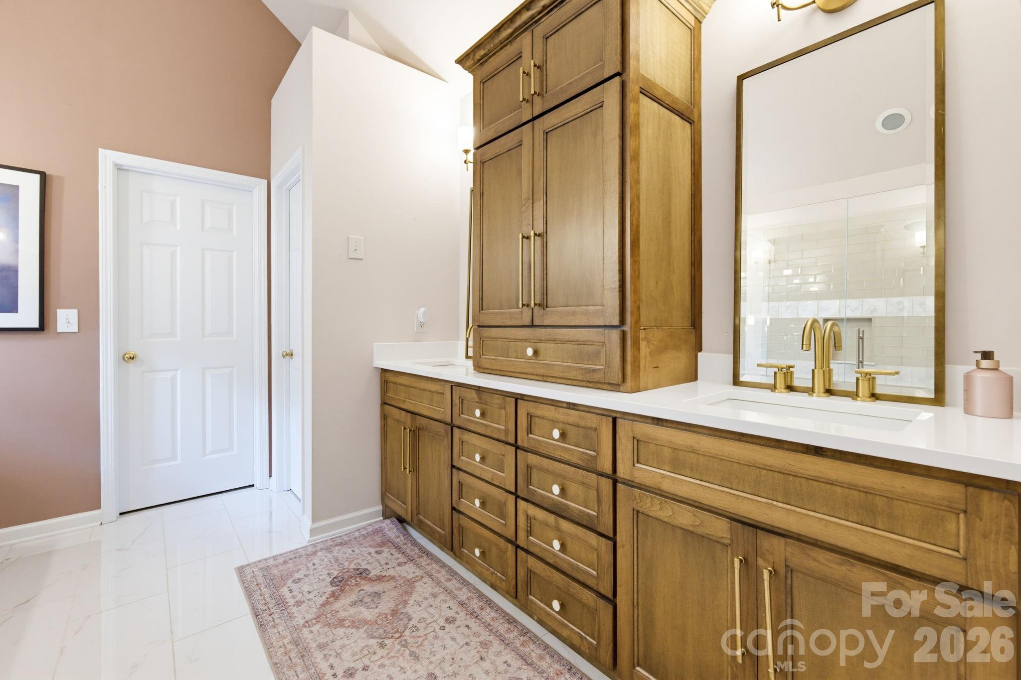 4220 Belle Meade Circle — Belmont