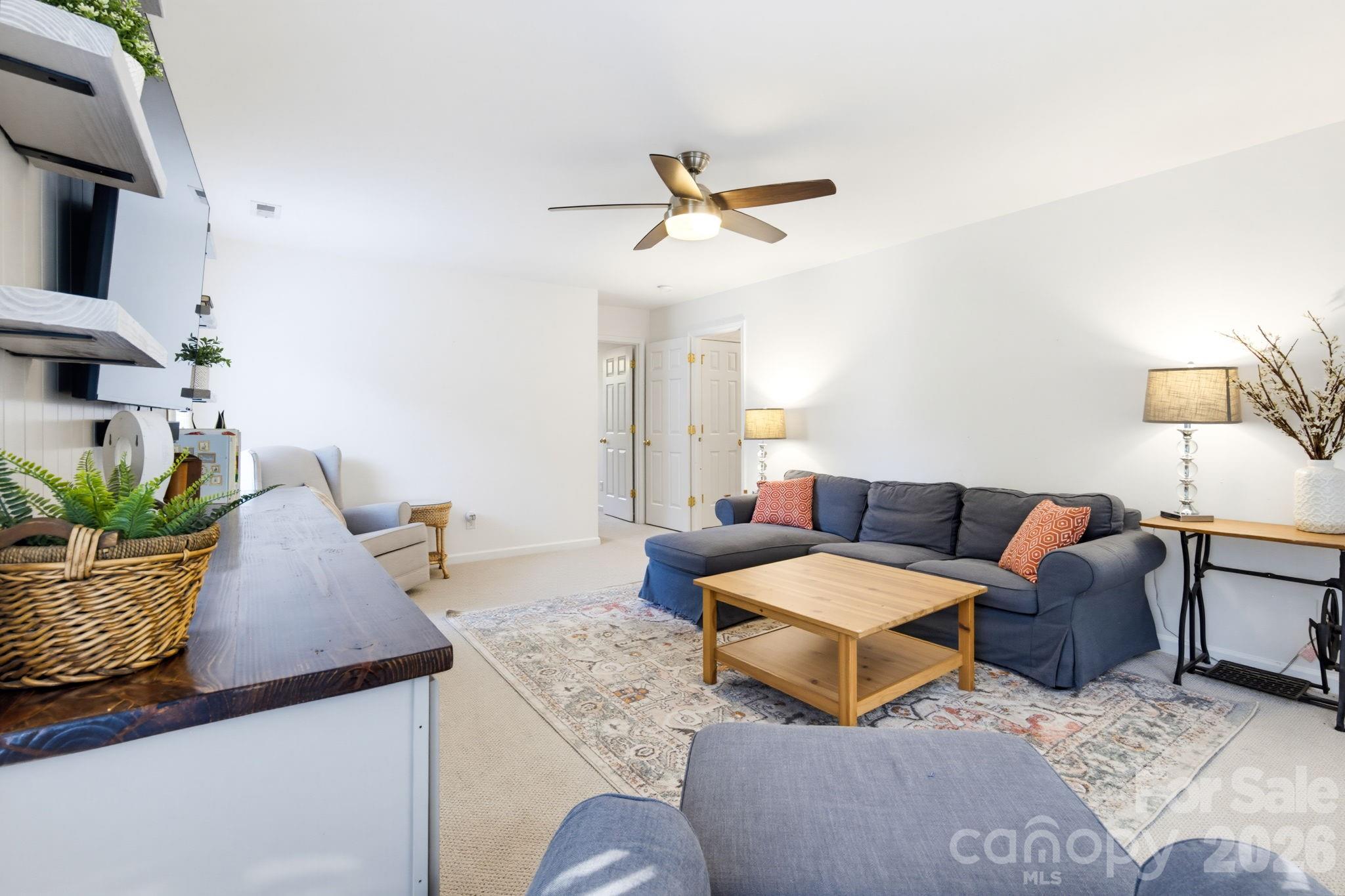 4220 Belle Meade Circle — Belmont