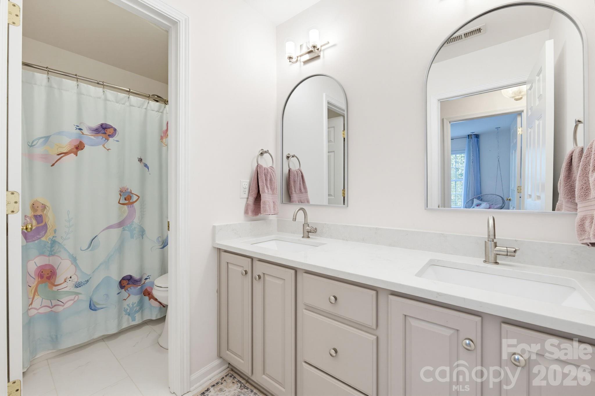 4220 Belle Meade Circle — Belmont