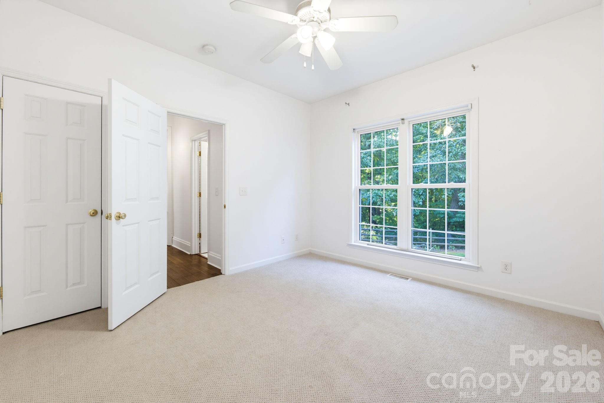 4220 Belle Meade Circle — Belmont