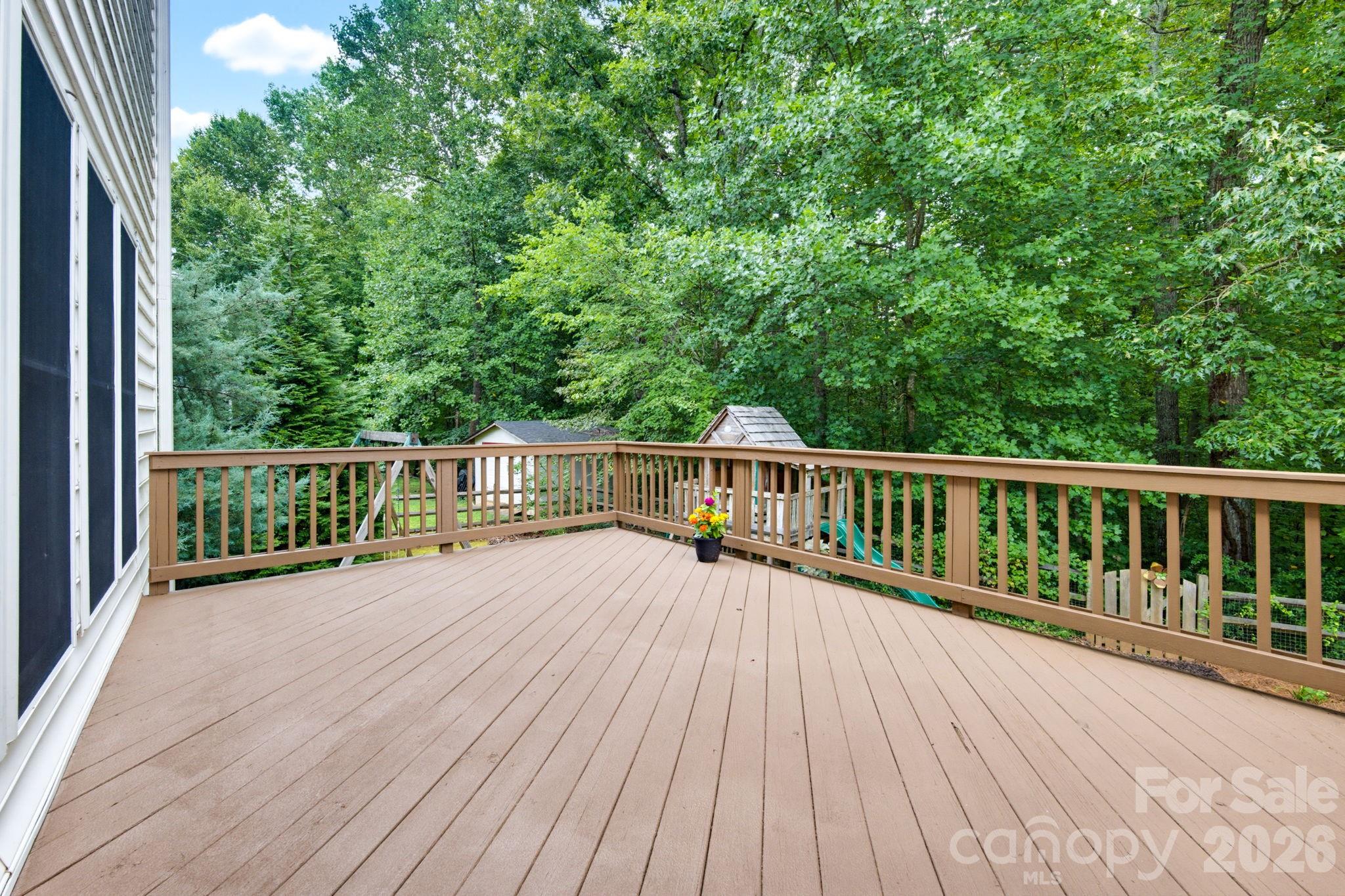 4220 Belle Meade Circle — Belmont