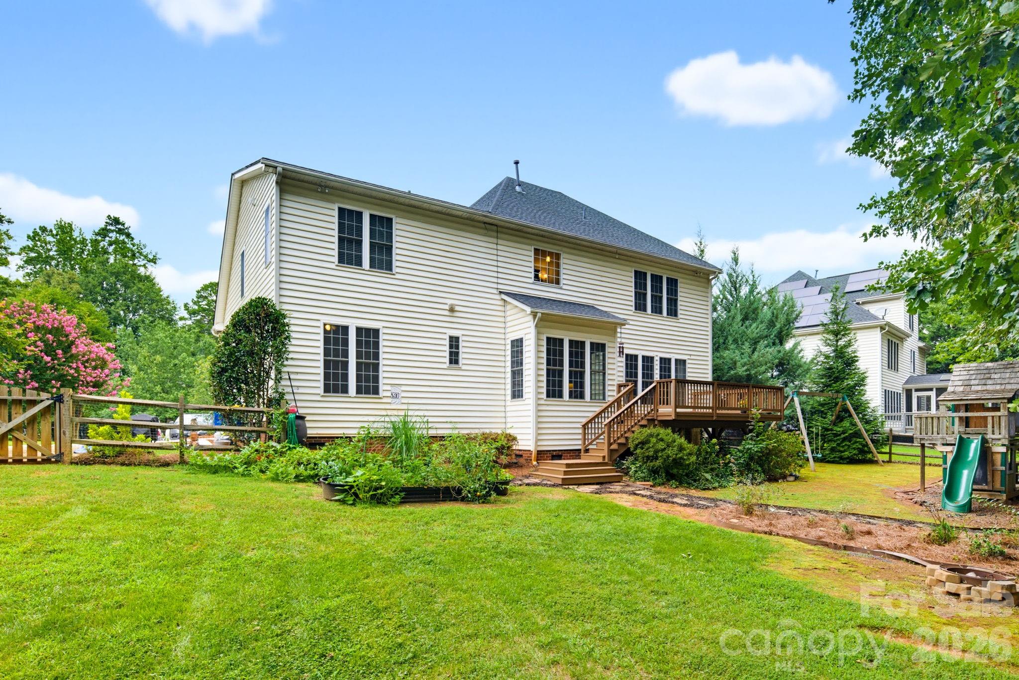4220 Belle Meade Circle — Belmont