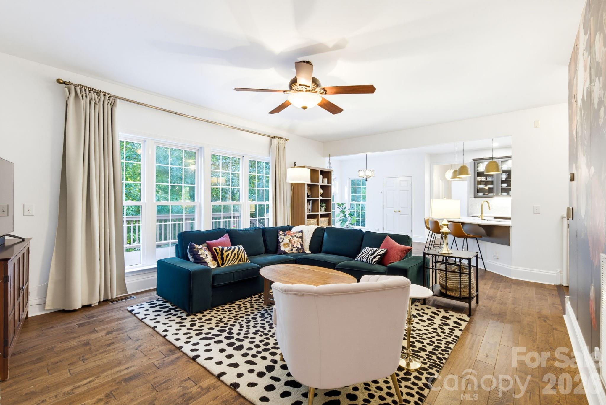 4220 Belle Meade Circle — Belmont