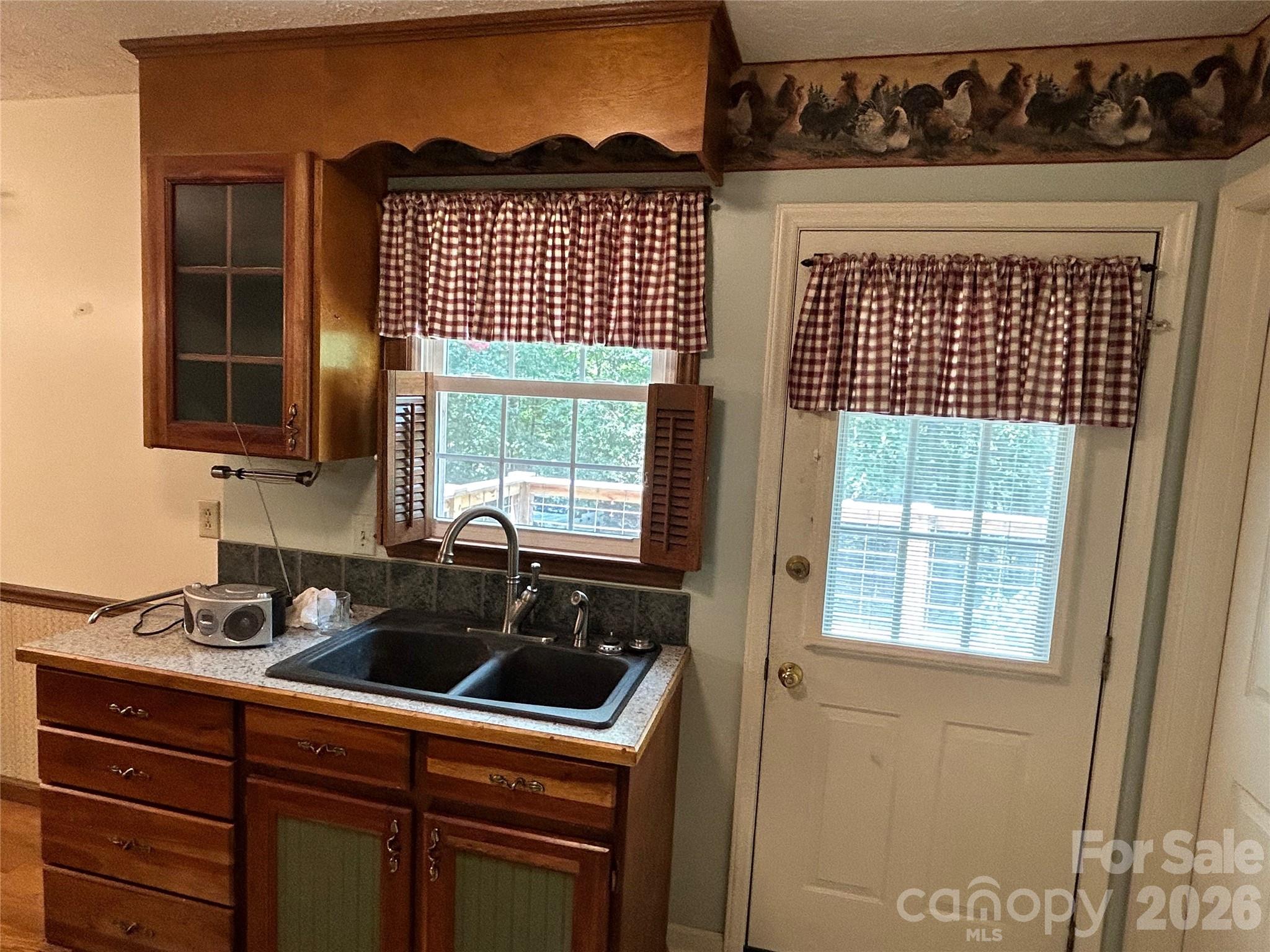 2758 McNeelly Drive — Valdese