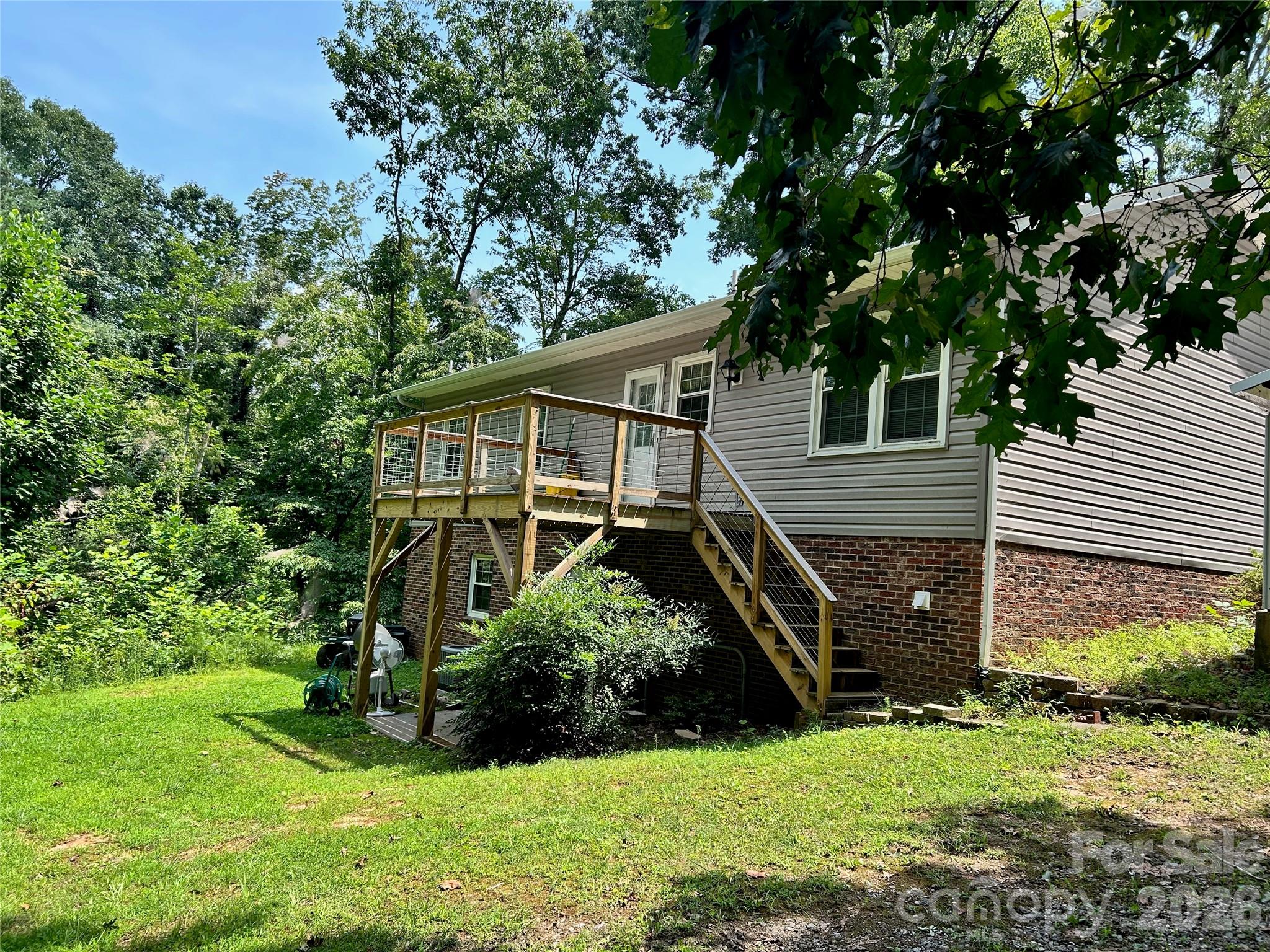 2758 McNeelly Drive — Valdese
