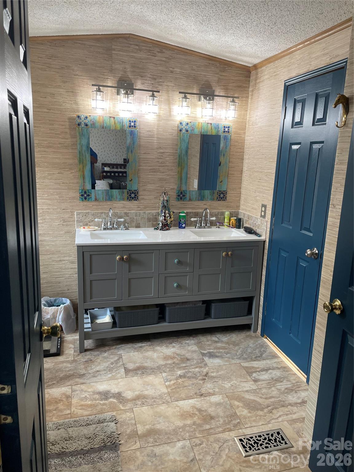 122 Starbuck Drive — Statesville