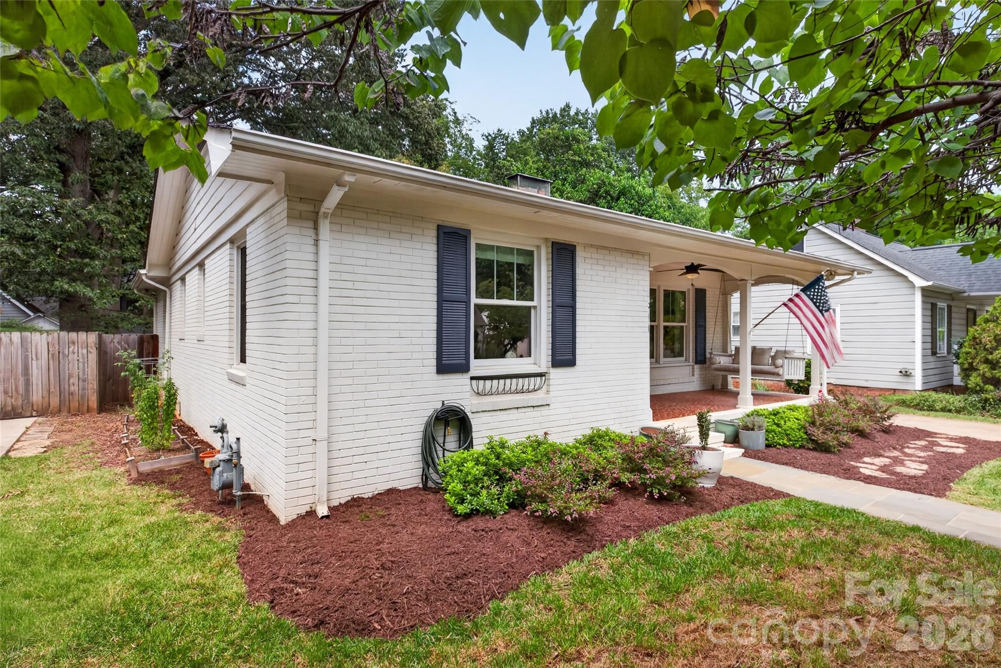 1911 Club Road — Charlotte
