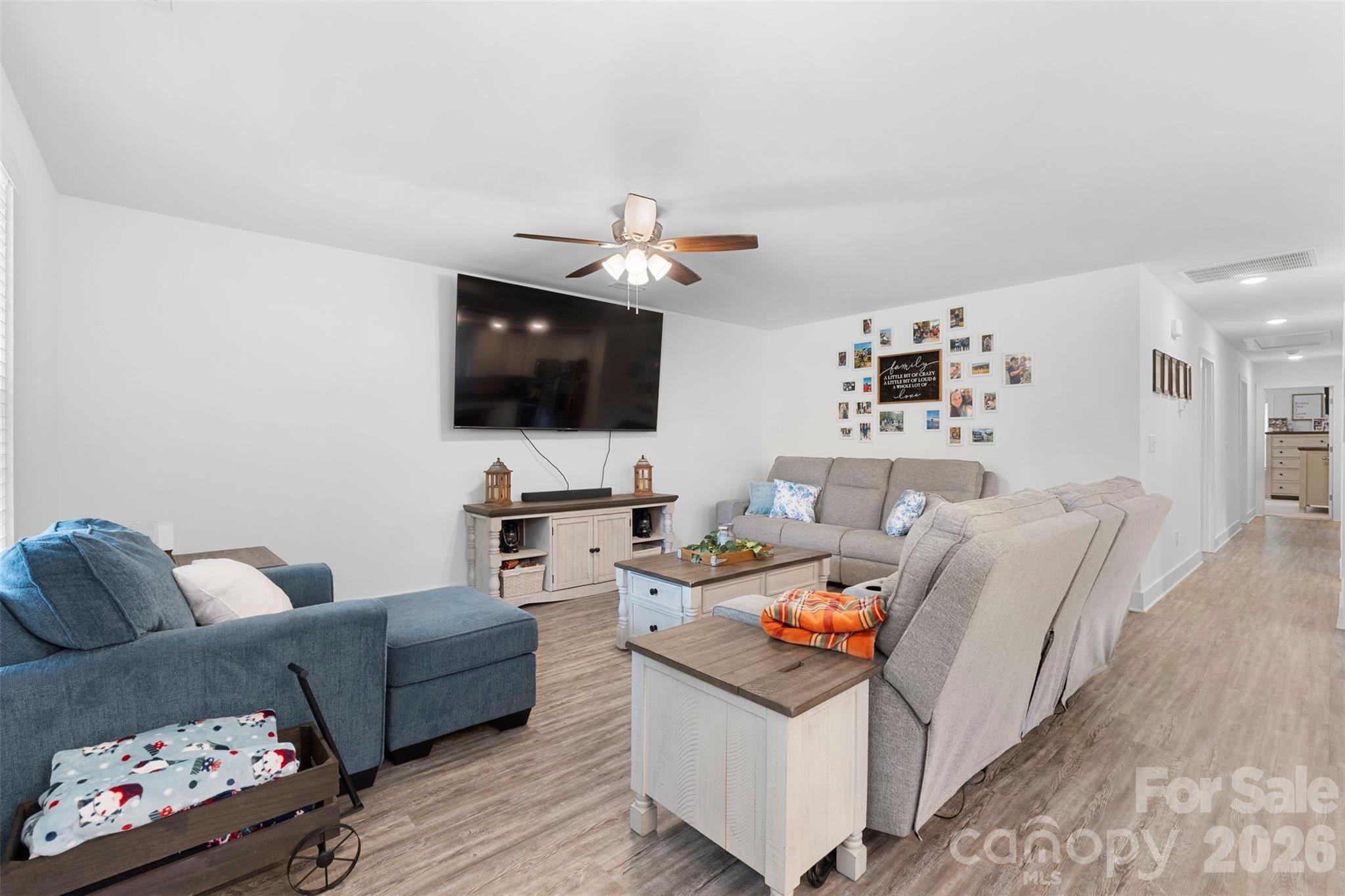 542 Oak Road — Norwood