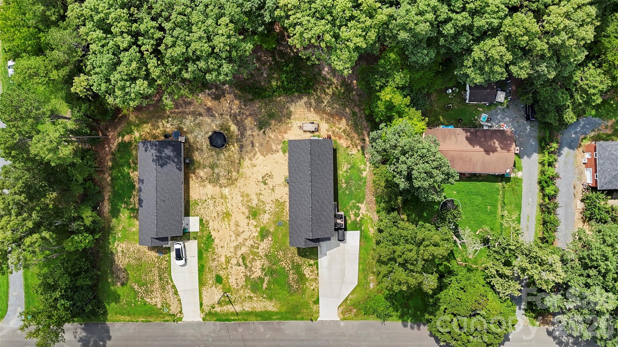 542 Oak Road — Norwood