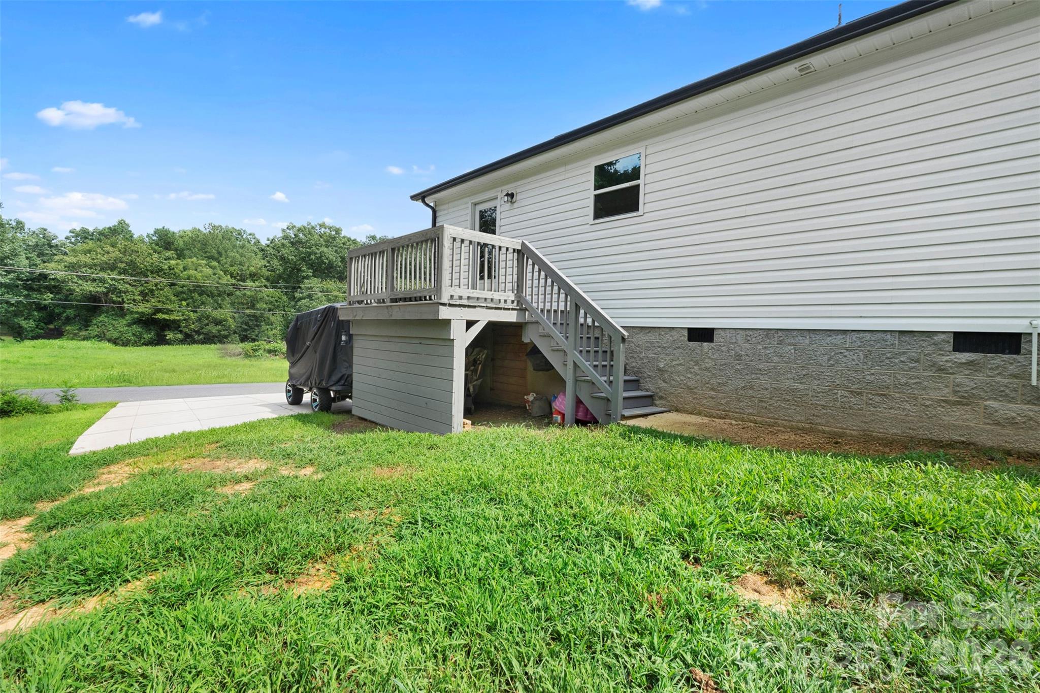 542 Oak Road — Norwood