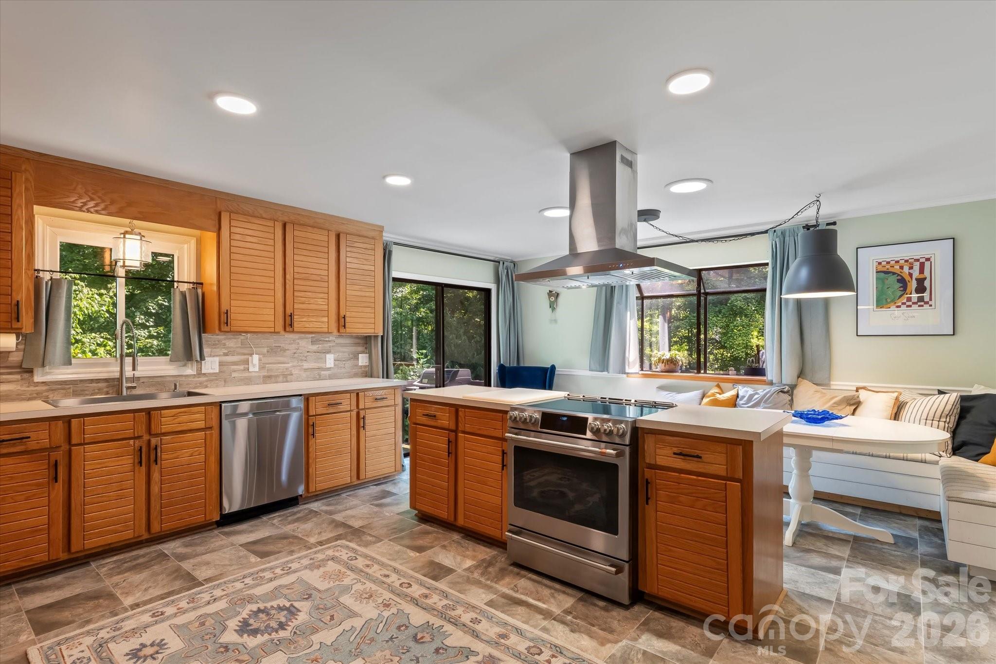 3524 Stockton Avenue NW — Concord
