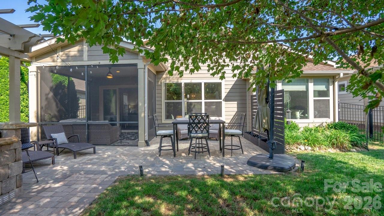 4759 Looking Glass Trail — Denver