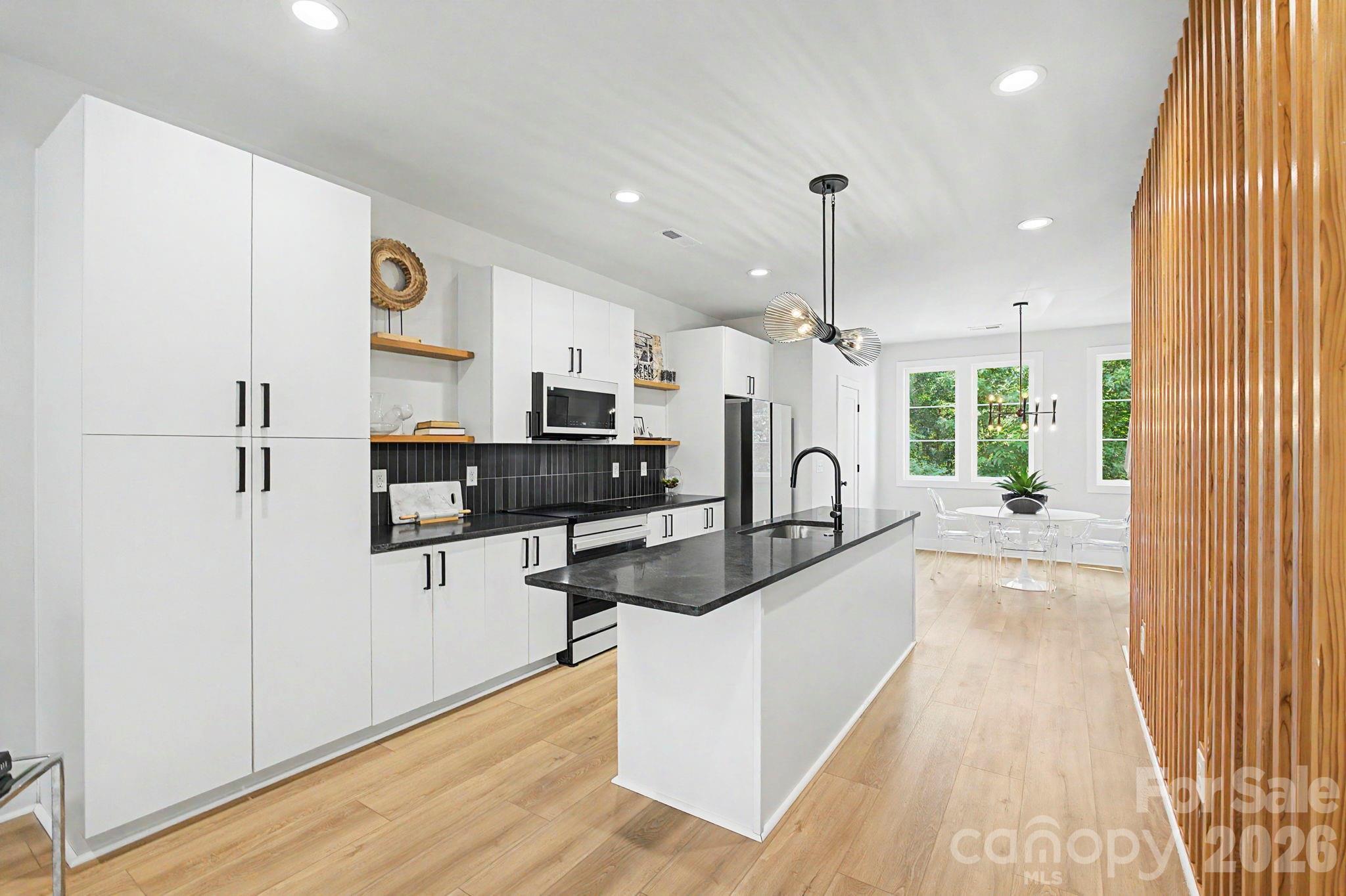 1312 Carolyn Drive — Charlotte