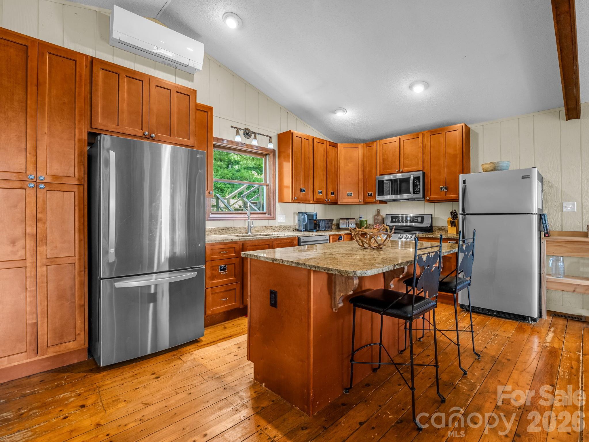 179 Sarvis Lane — Mars Hill