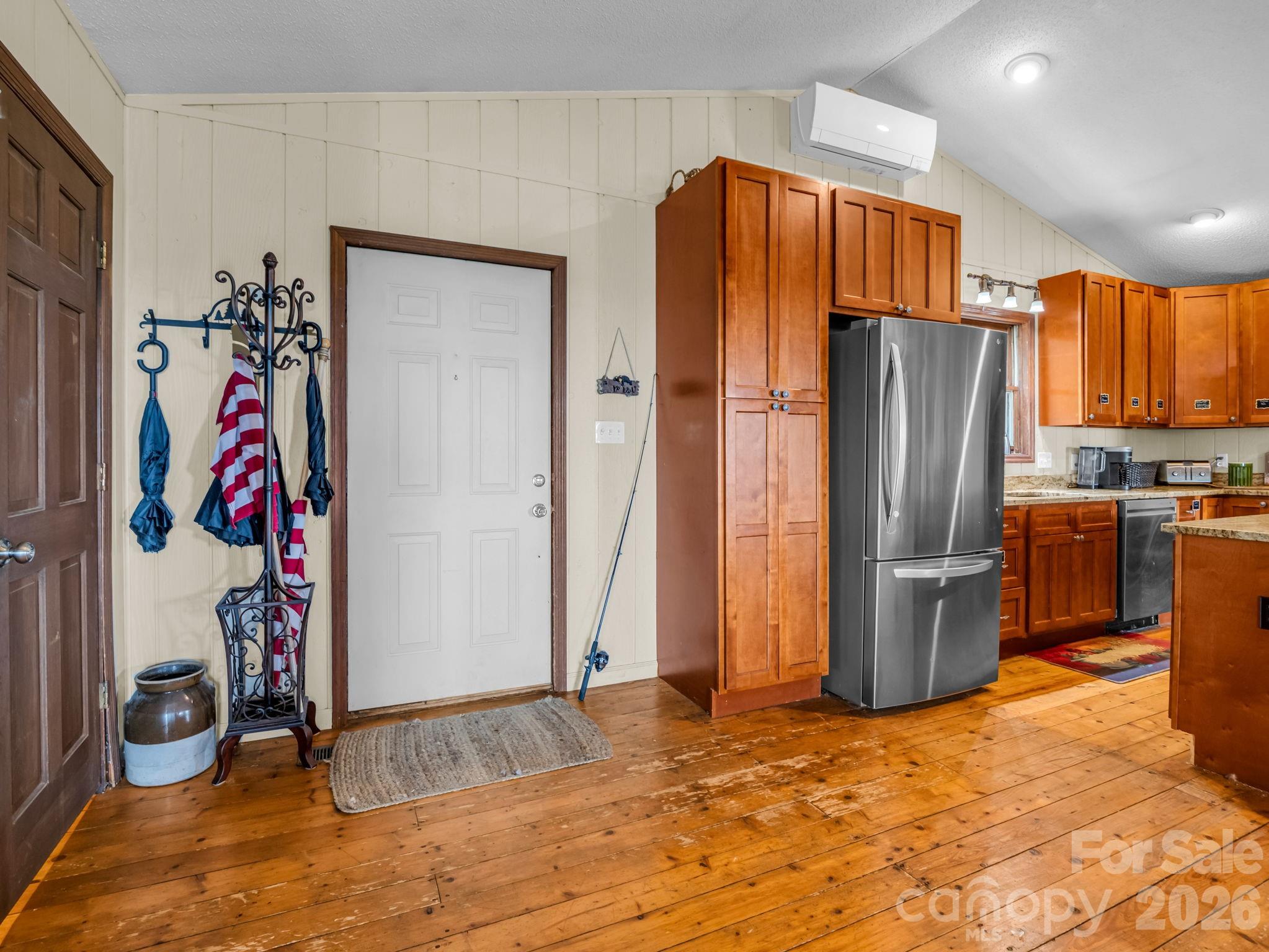 179 Sarvis Lane — Mars Hill