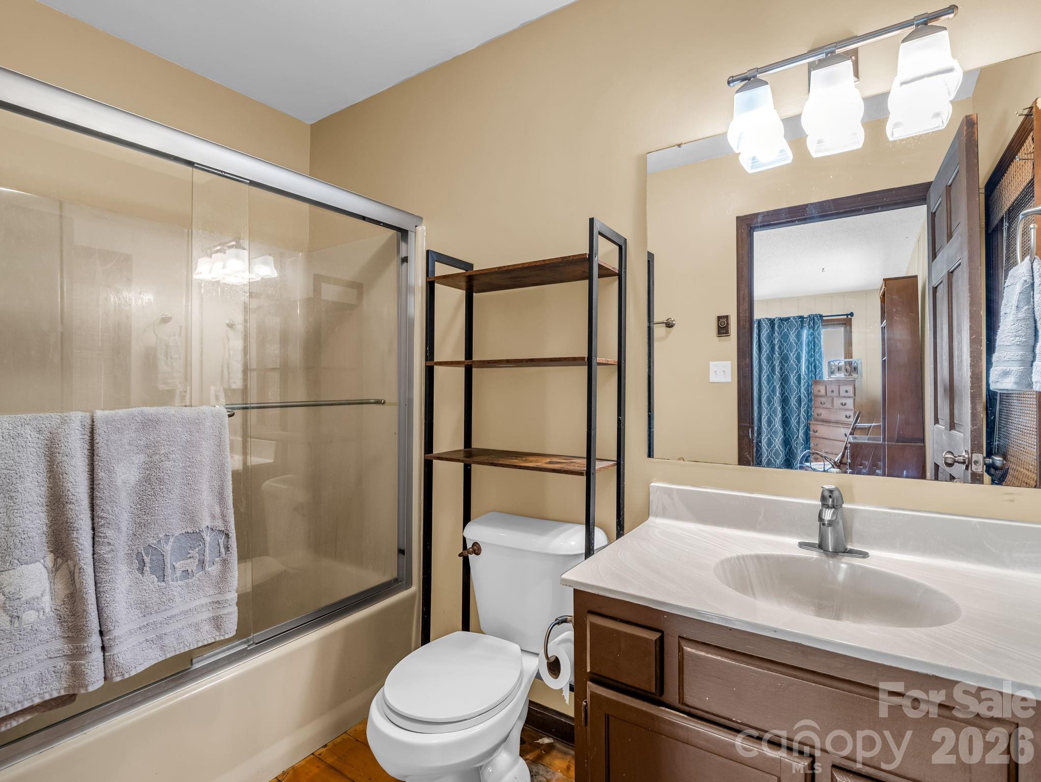179 Sarvis Lane — Mars Hill