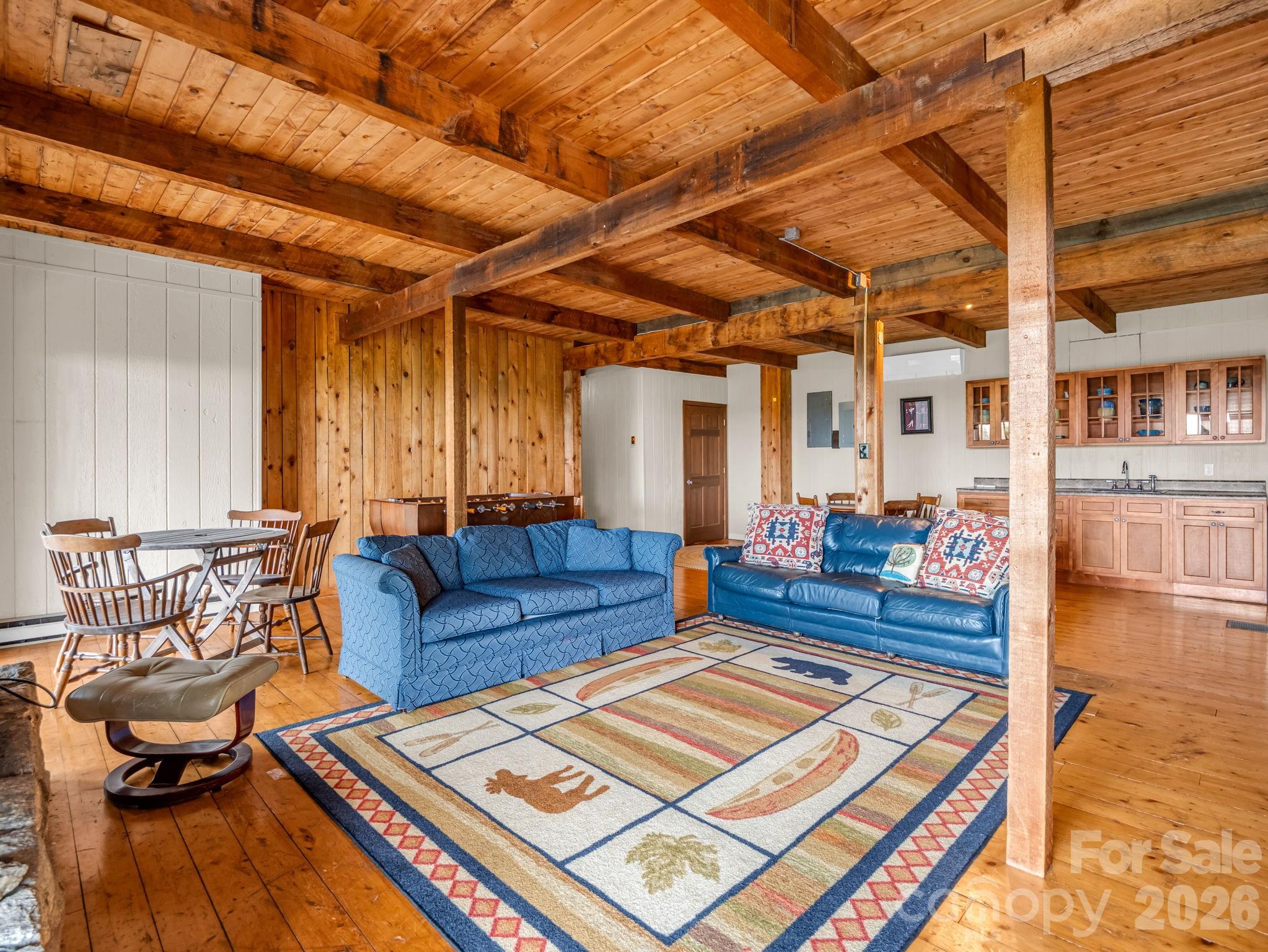 179 Sarvis Lane — Mars Hill
