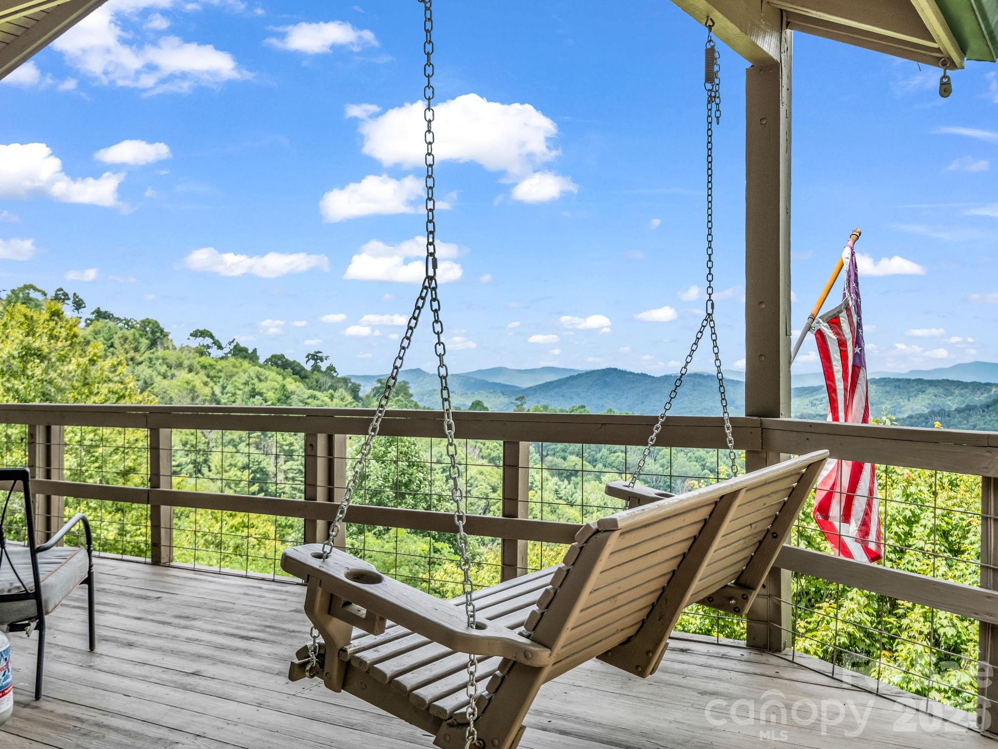 179 Sarvis Lane — Mars Hill