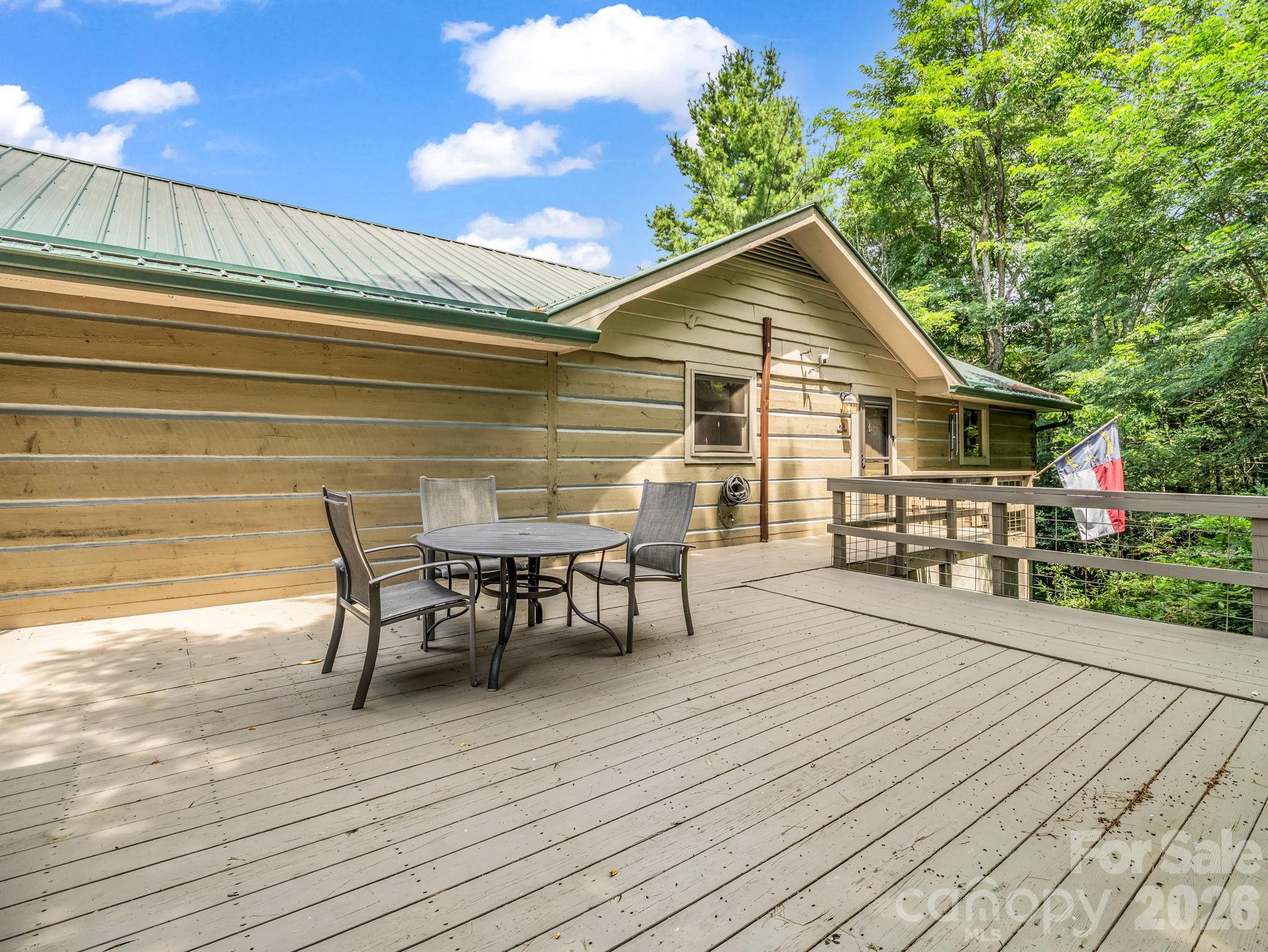 179 Sarvis Lane — Mars Hill