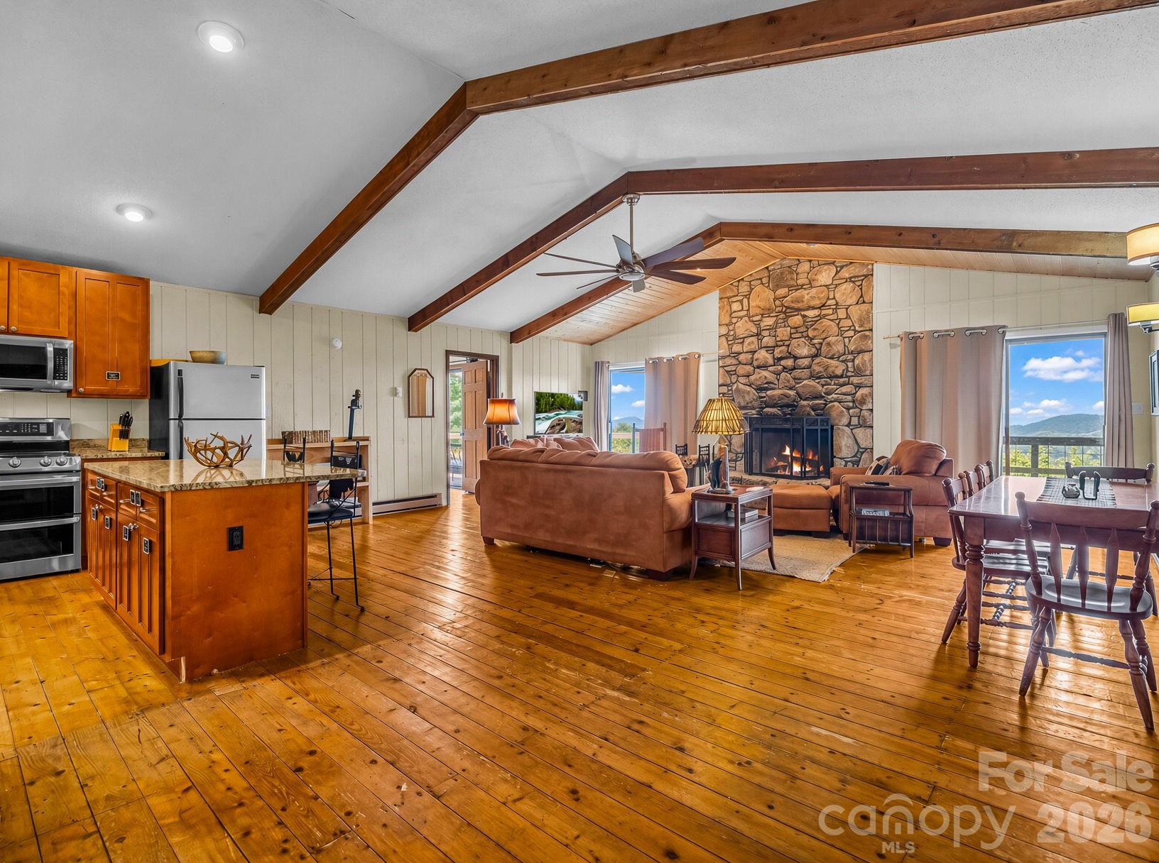 179 Sarvis Lane — Mars Hill