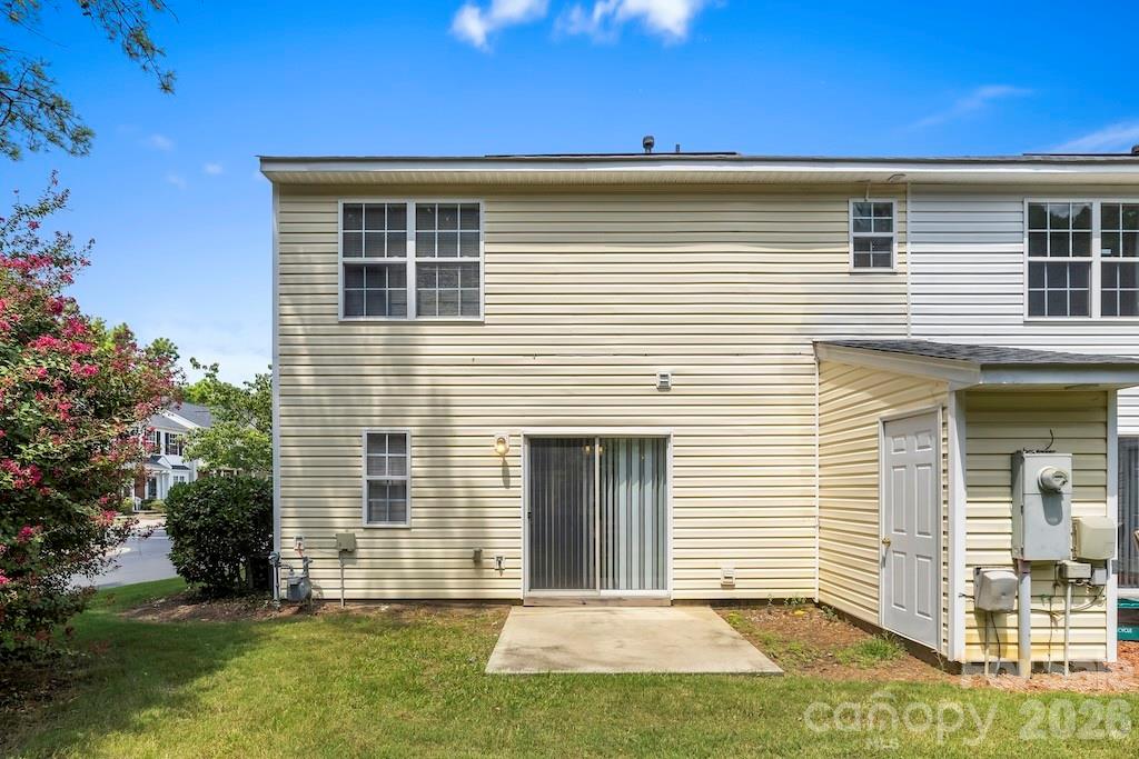 14327 Tranters Creek Lane — Charlotte