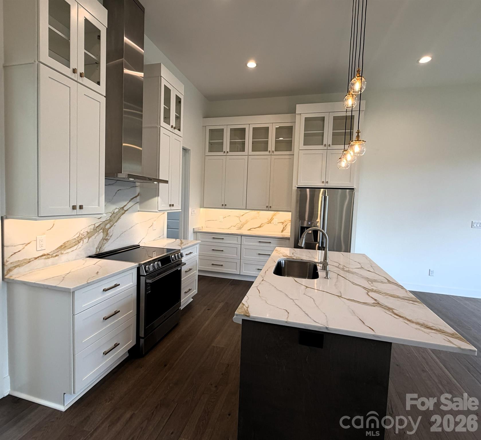 47 Versailles Lane — Asheville
