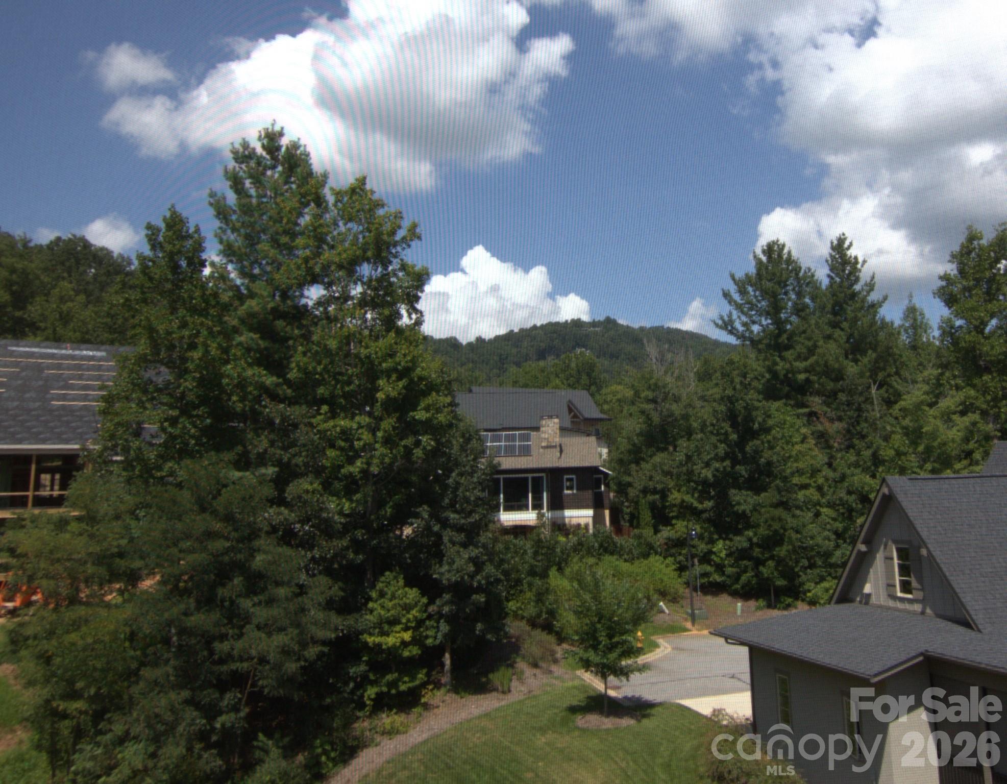 47 Versailles Lane — Asheville