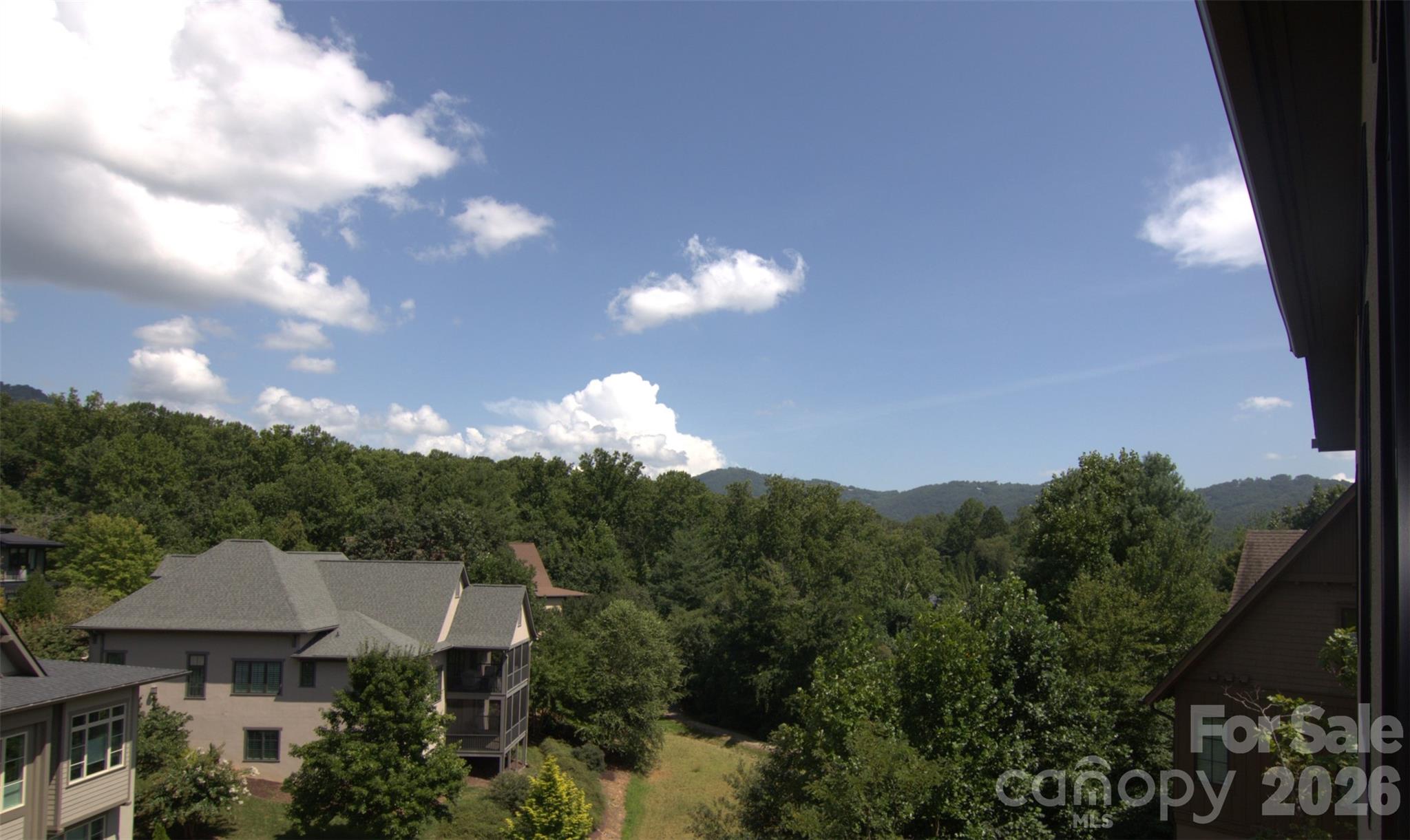 47 Versailles Lane — Asheville