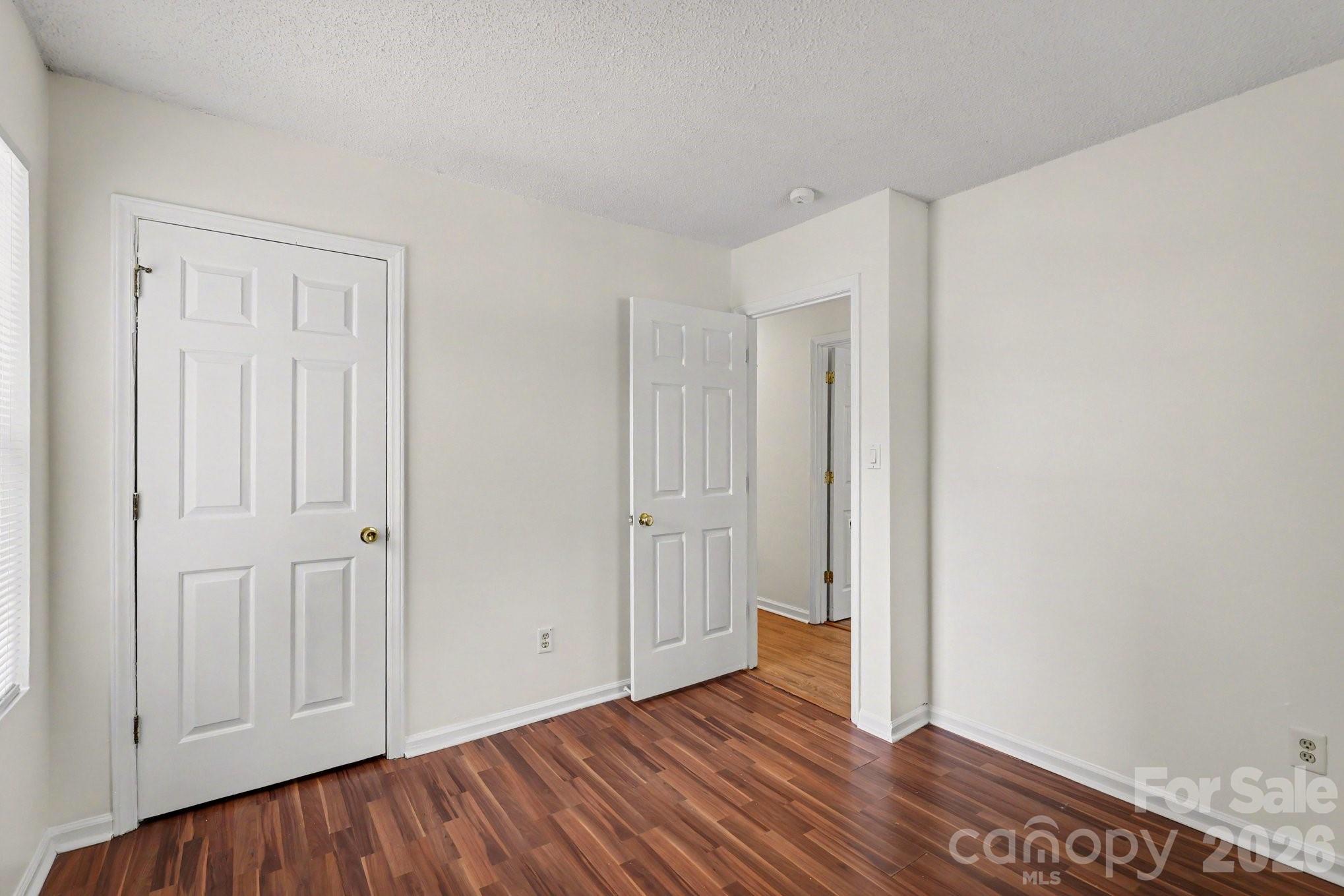 2208 Pinebrook Circle — Charlotte