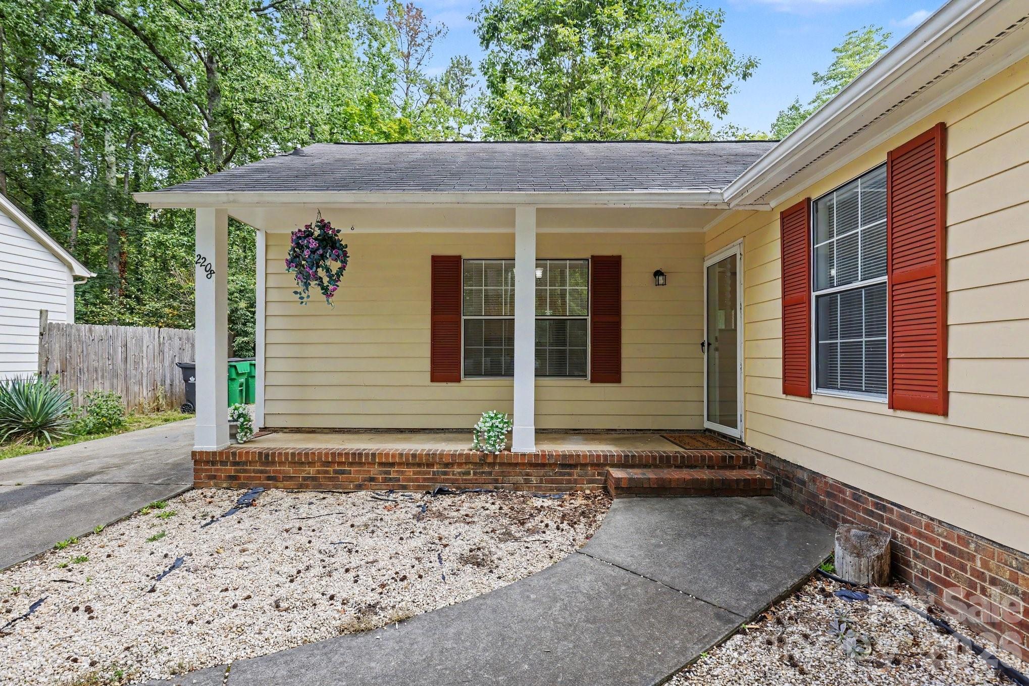2208 Pinebrook Circle — Charlotte