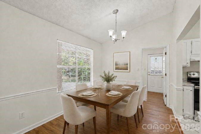 2208 Pinebrook Circle — Charlotte