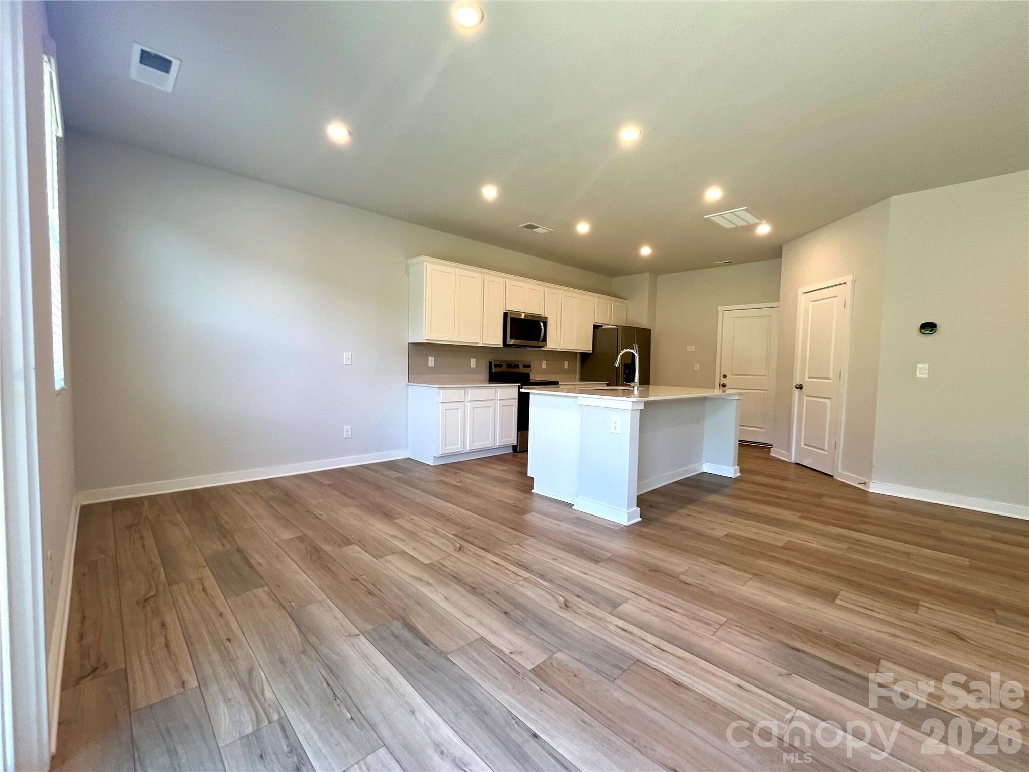 307 Bezelle Avenue — York