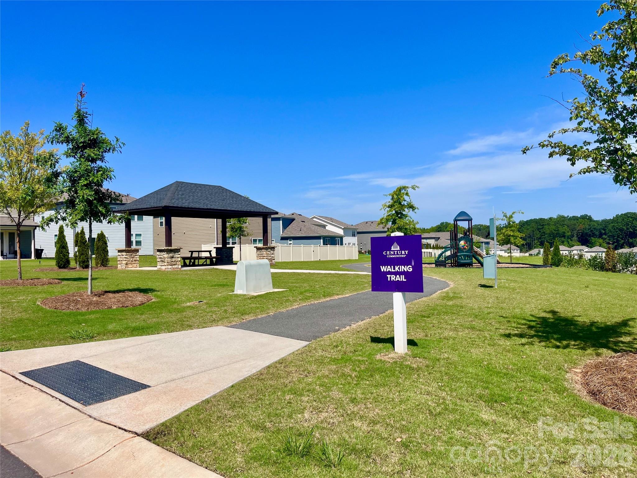 307 Bezelle Avenue — York