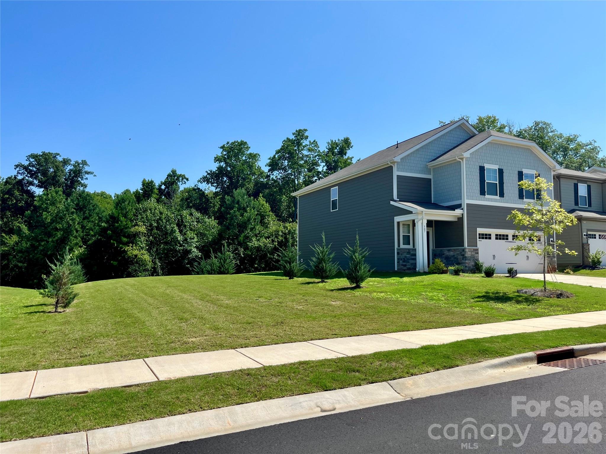 307 Bezelle Avenue — York