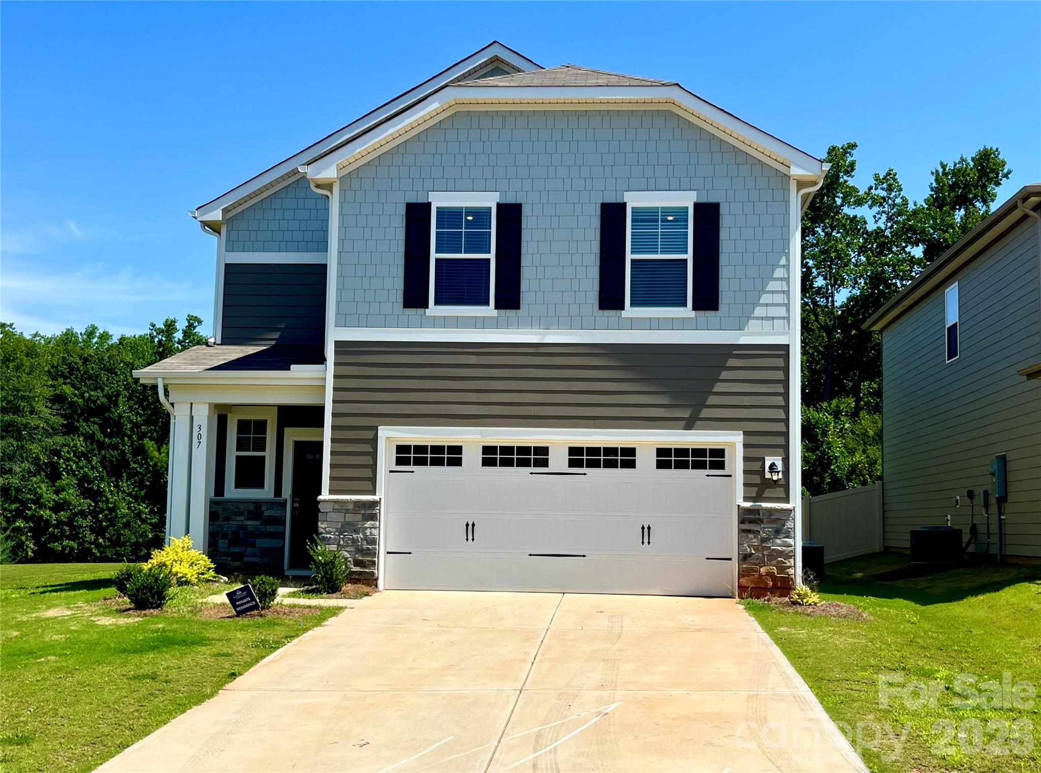 307 Bezelle Avenue — York