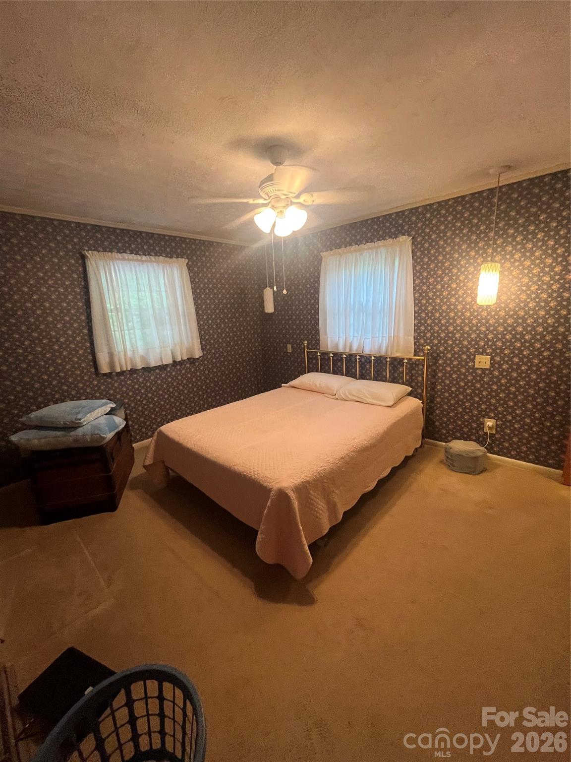 511 Crestview Drive — Albemarle