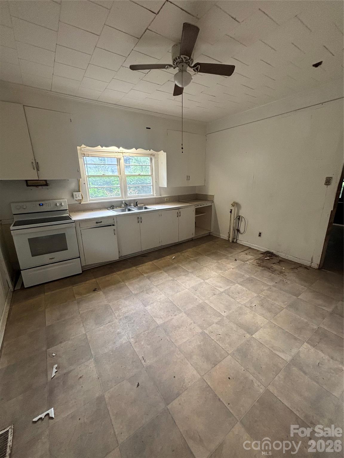 40 Beaver Street — Tryon