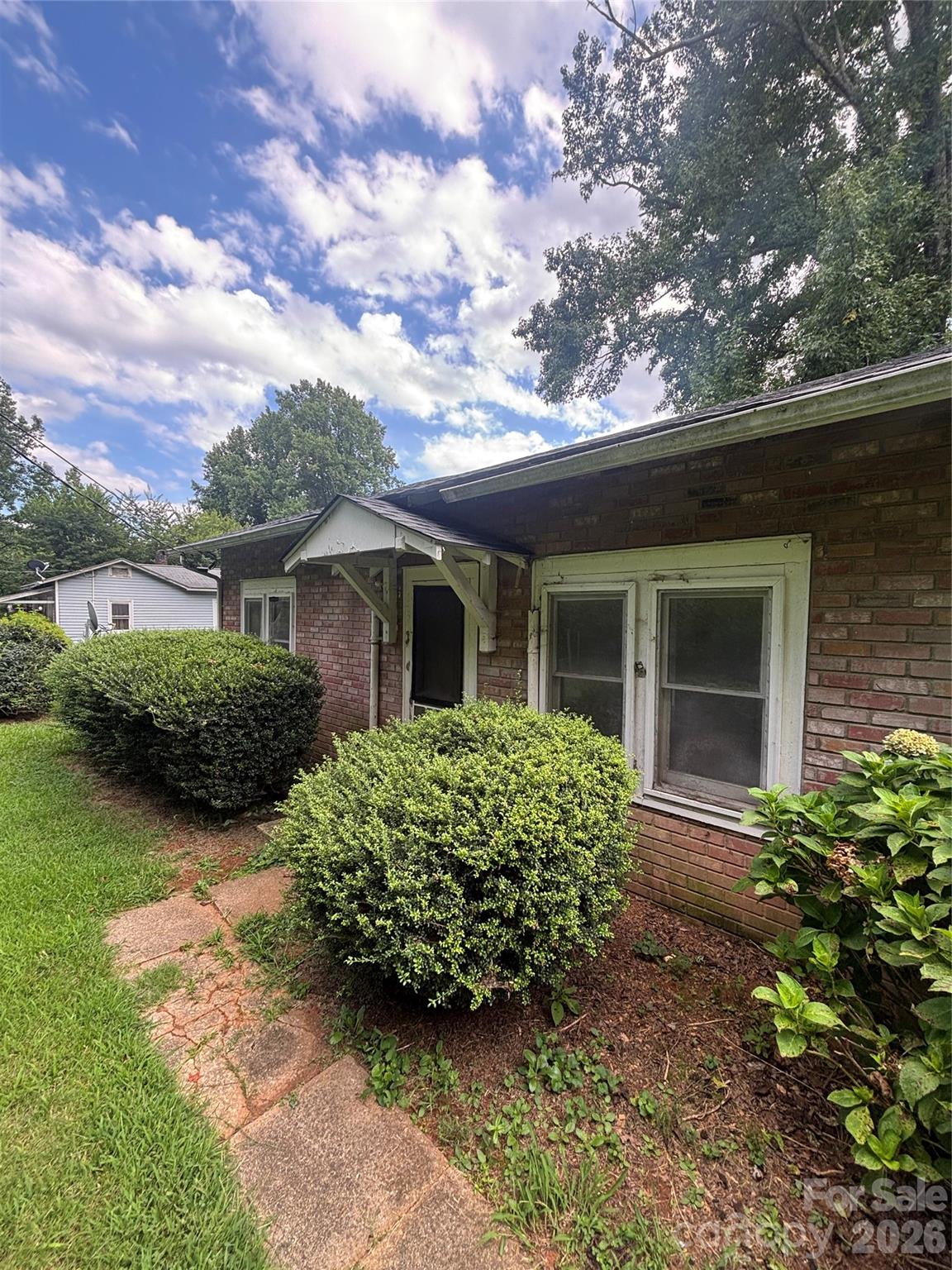 40 Beaver Street — Tryon