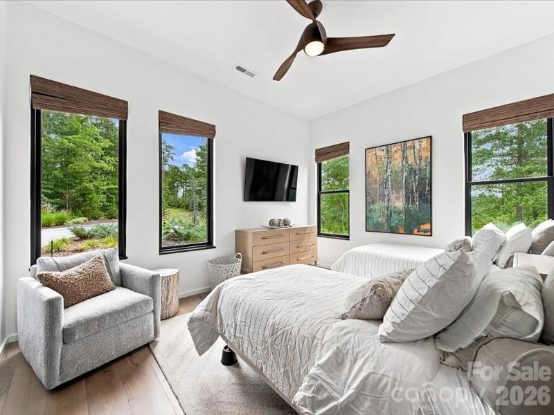 5519 Liberty Road — Granite Falls