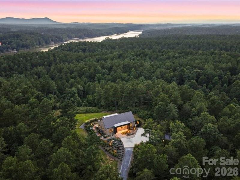 5519 Liberty Road — Granite Falls