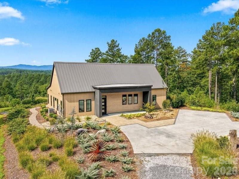 5519 Liberty Road — Granite Falls