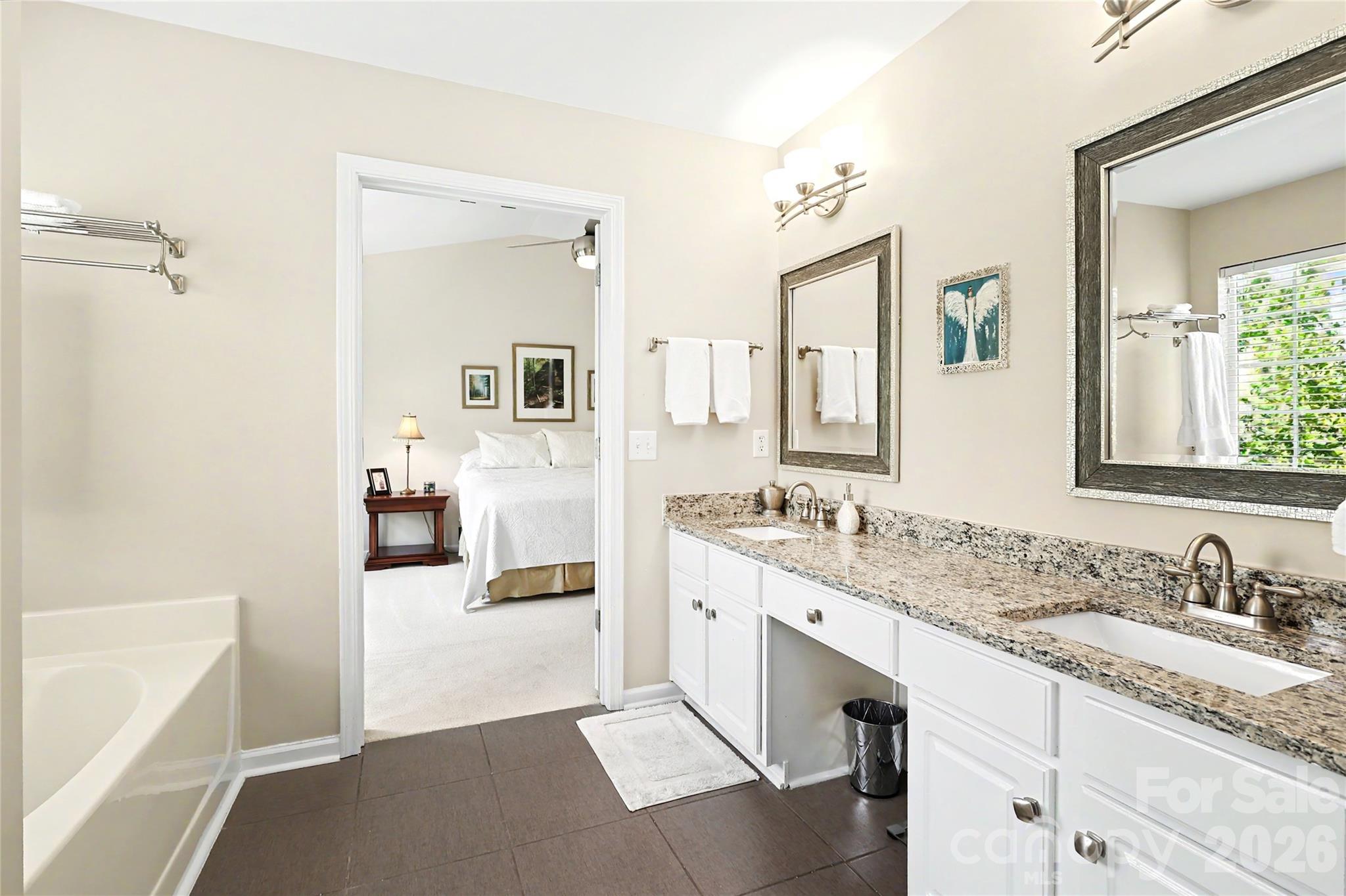 15117 Northsprings Drive — Charlotte