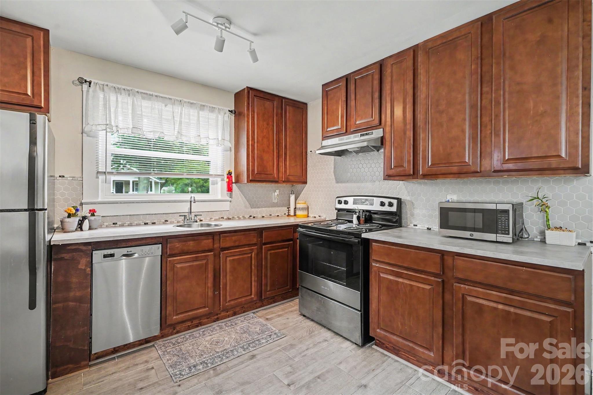 2101 Highland Street — Charlotte