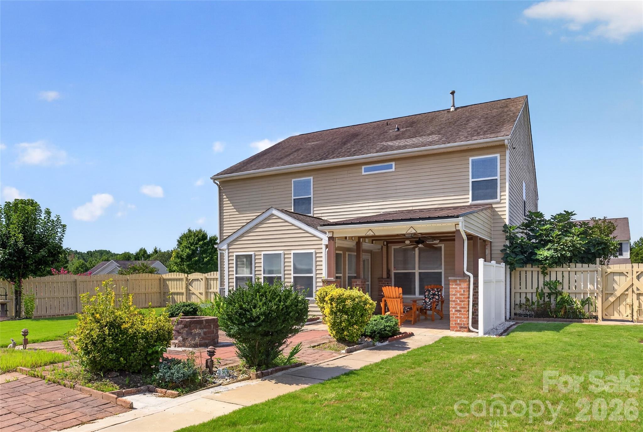 1607 Hoosac Drive — Waxhaw