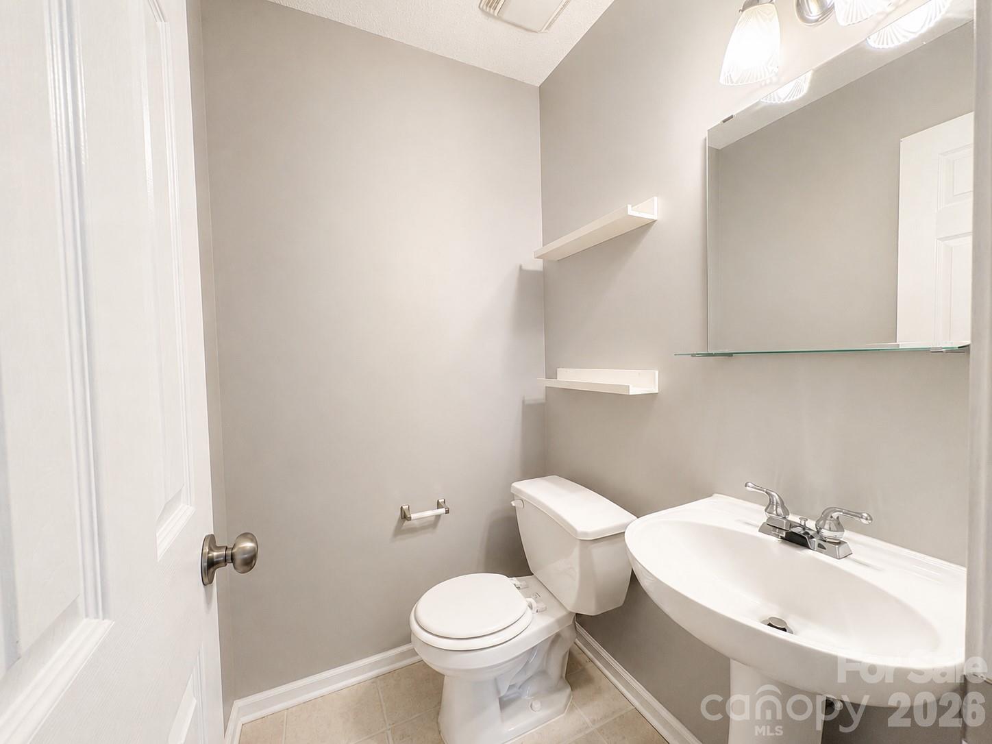 8946 Meadowmont View Drive — Charlotte