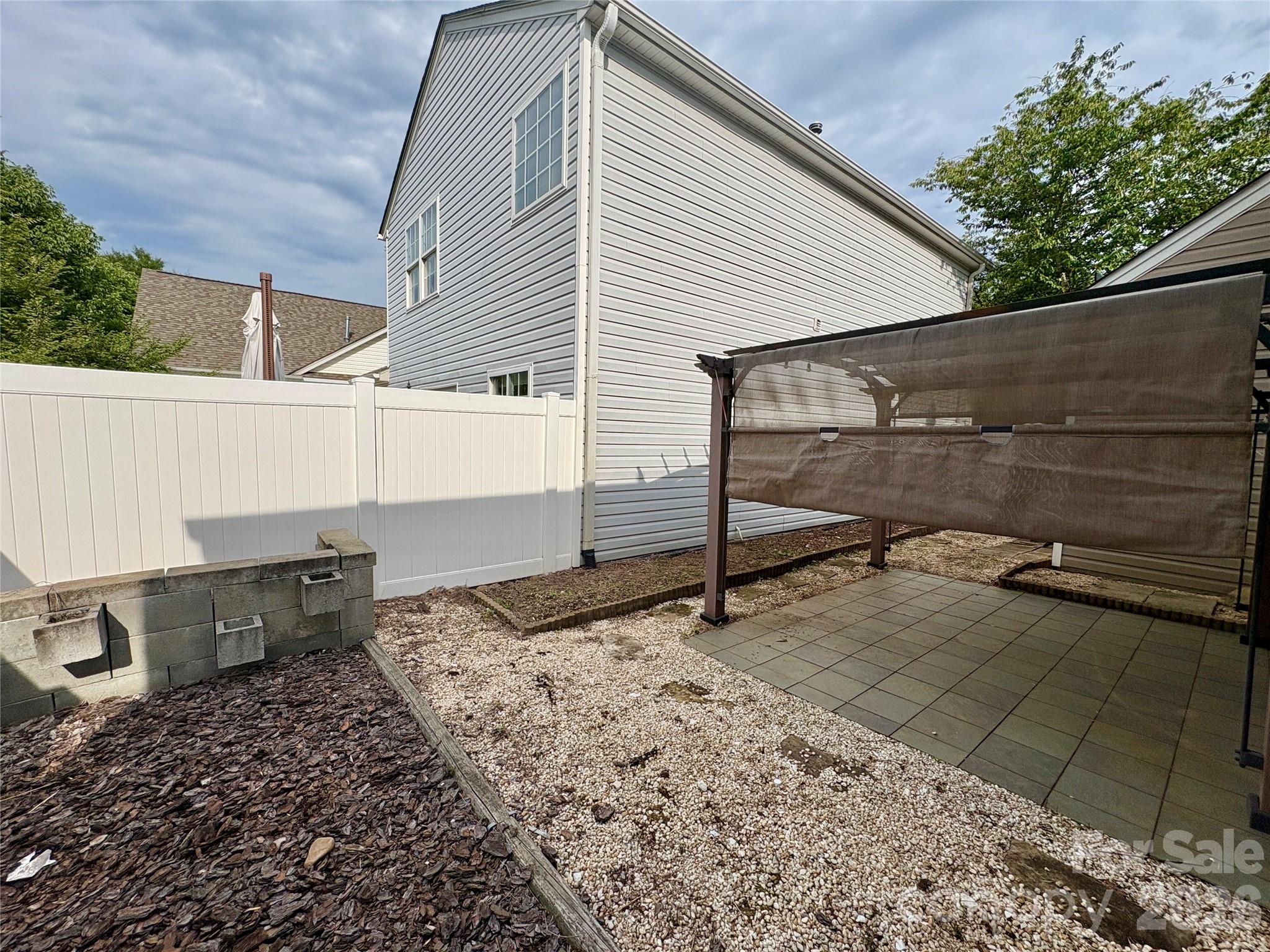 8946 Meadowmont View Drive — Charlotte