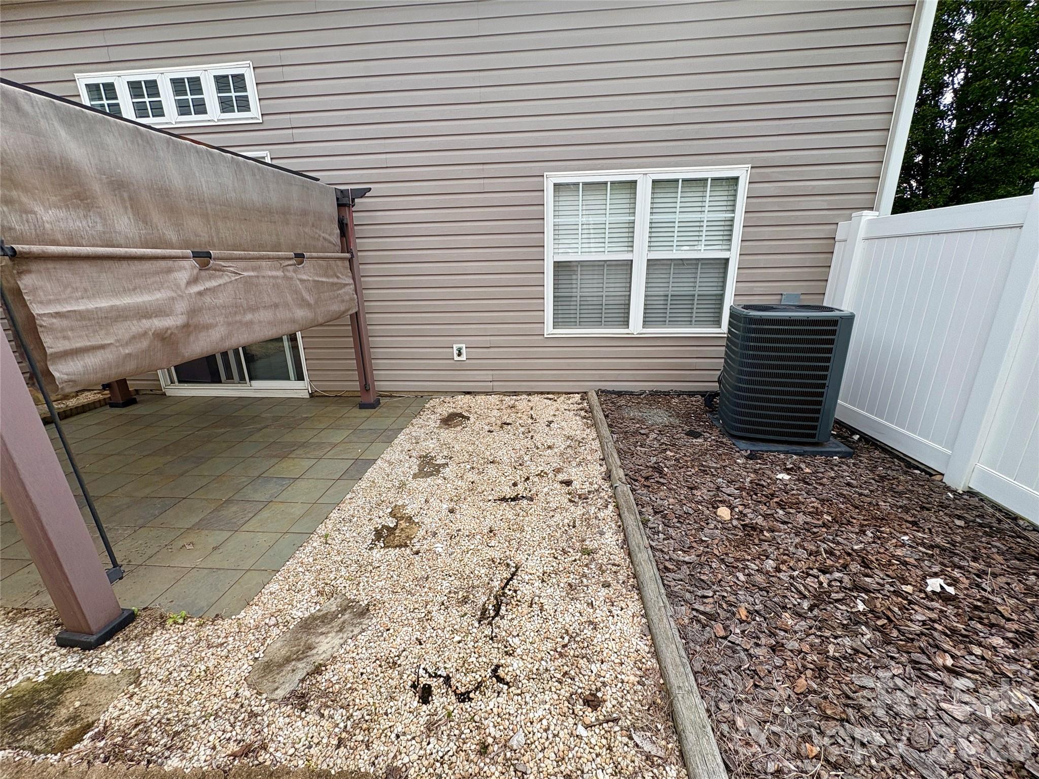 8946 Meadowmont View Drive — Charlotte